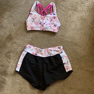 EUC Activ8 adorable sports bra and athletic shorts